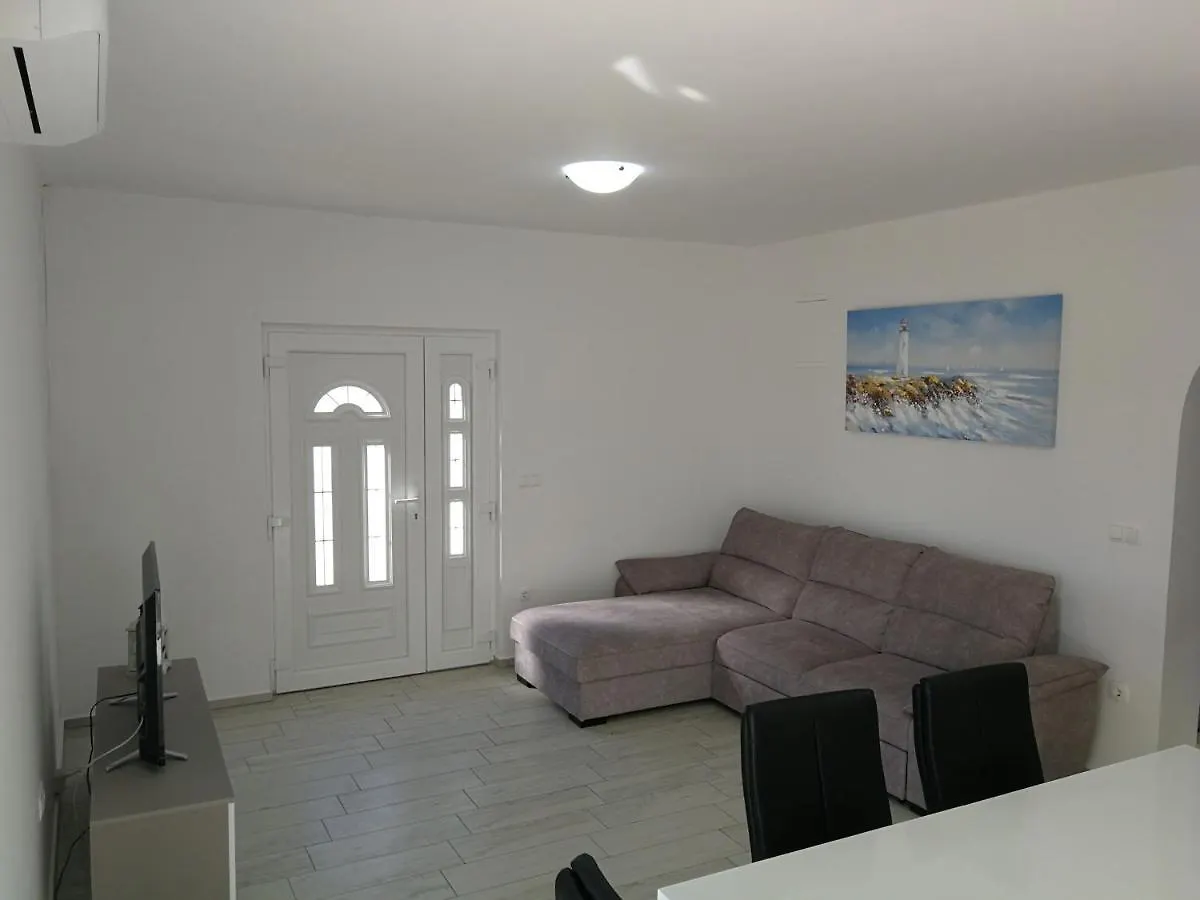Apartmani Juresko Mrljane 0*,